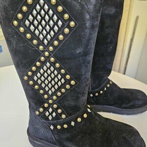 Ugg Boots, Avendale< Studded, Black suede Size 10